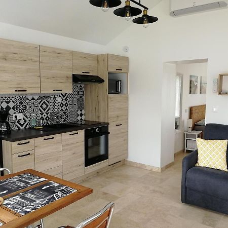 Petite Maison Refaite A Neuf Proche Plage 메제 외부 사진