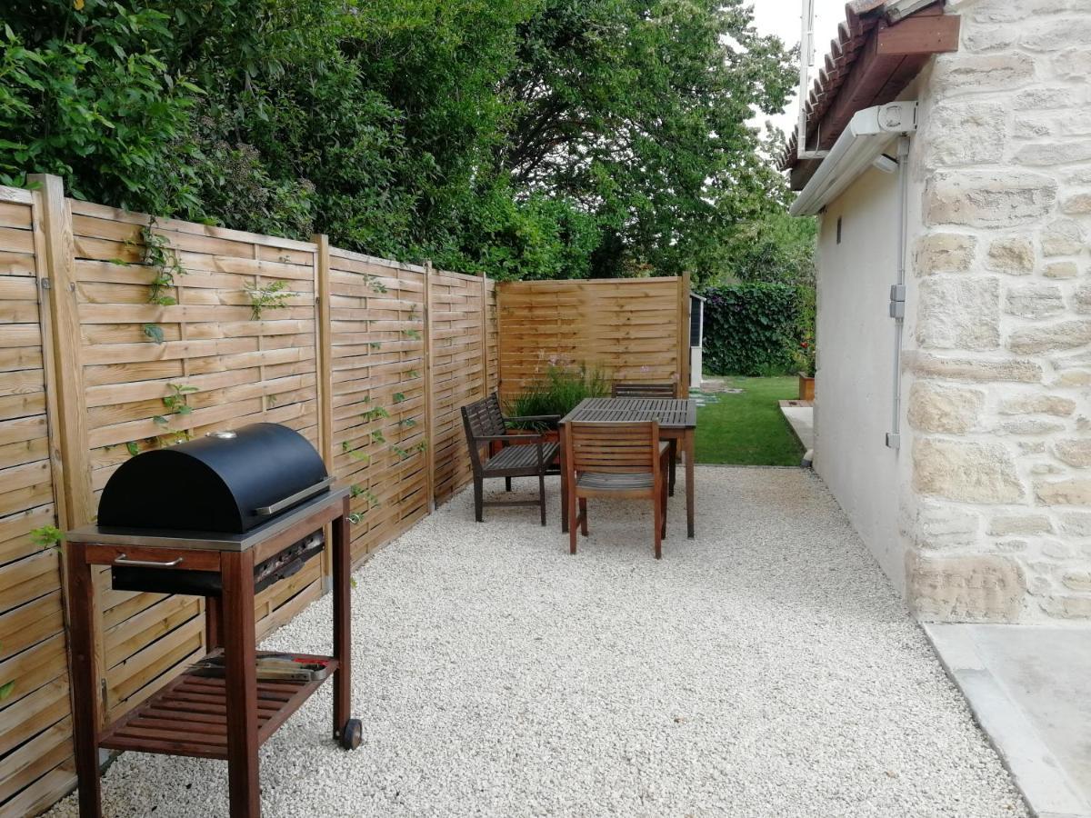 Petite Maison Refaite A Neuf Proche Plage 메제 외부 사진